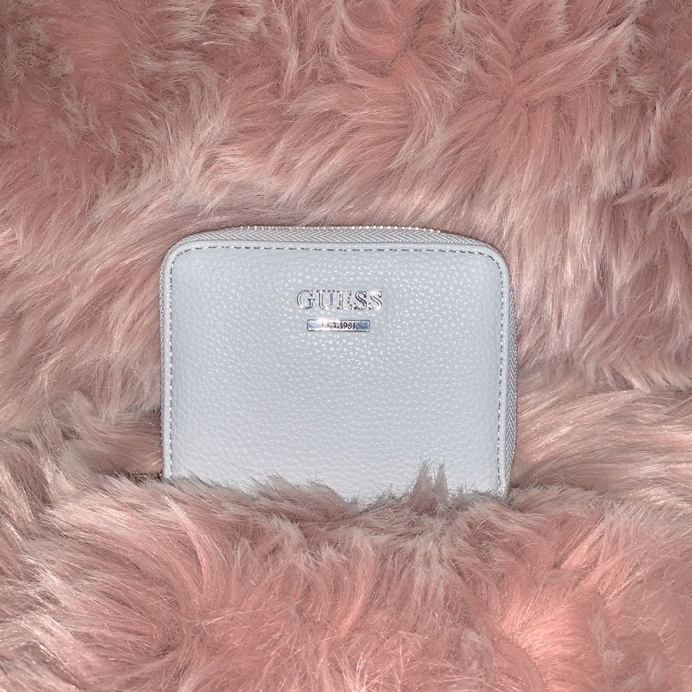 NWT Guess wallet